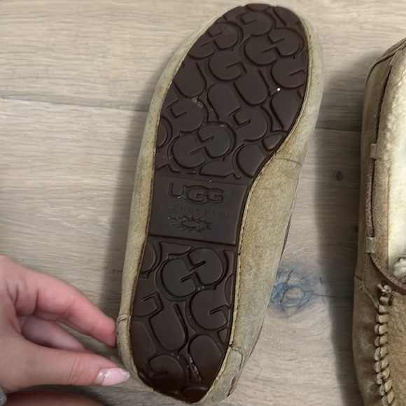 Ugg Dakota wool slippers - Picture 7 of 13